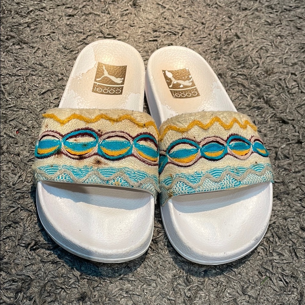 Coogi puma slides